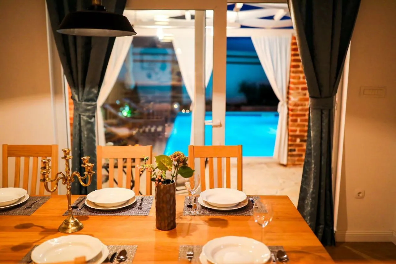 Holiday Home Ikka With Swimming Pool Pridraga