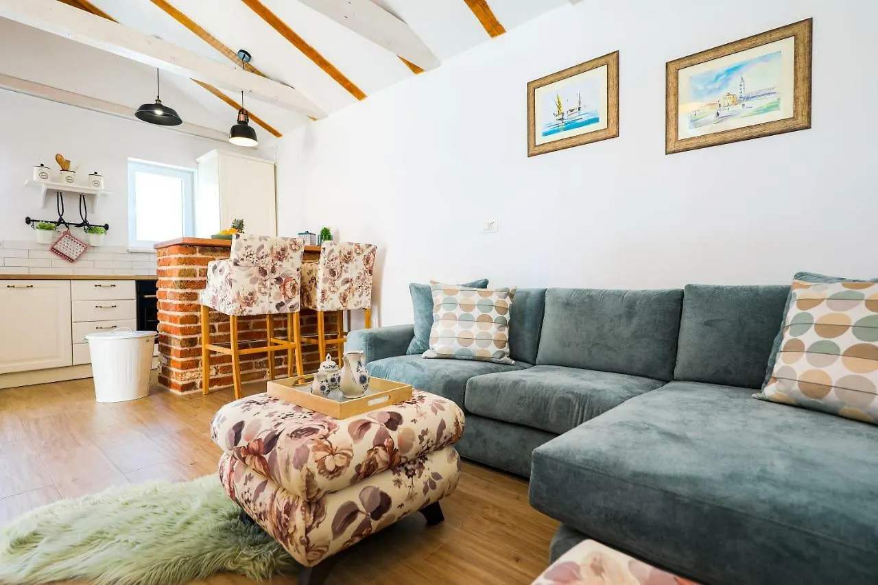 Holiday Home Ikka With Swimming Pool Pridraga