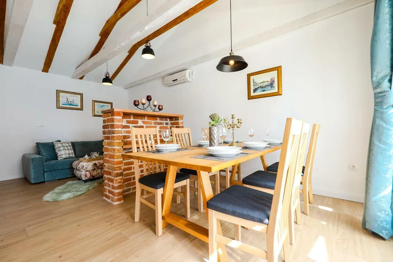 Holiday Home Ikka With Swimming Pool Pridraga