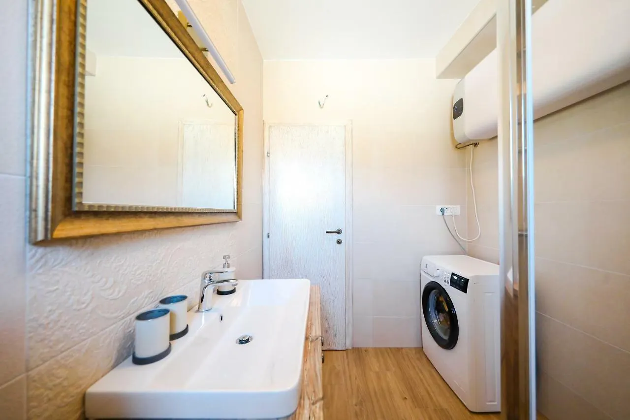 Holiday Home Ikka With Swimming Pool Pridraga Chorwacja