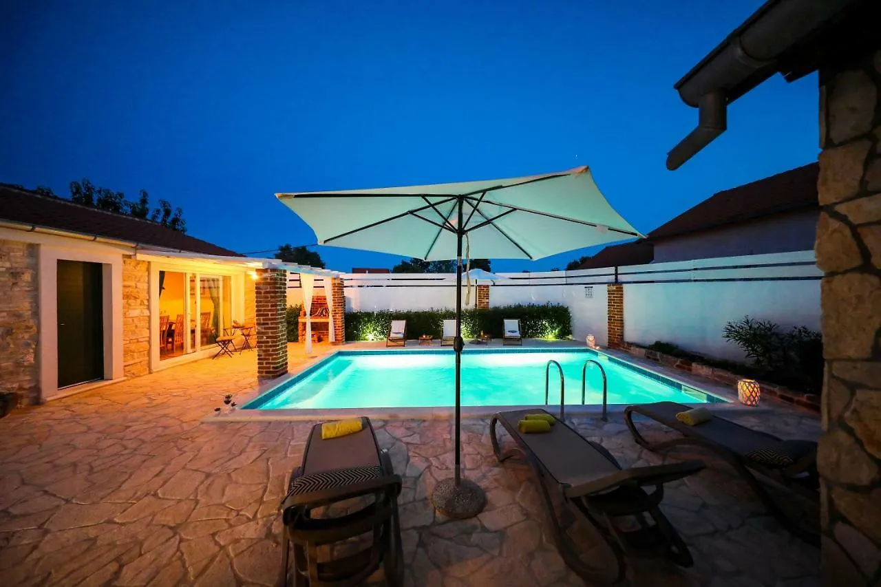 Holiday Home Ikka With Swimming Pool Pridraga